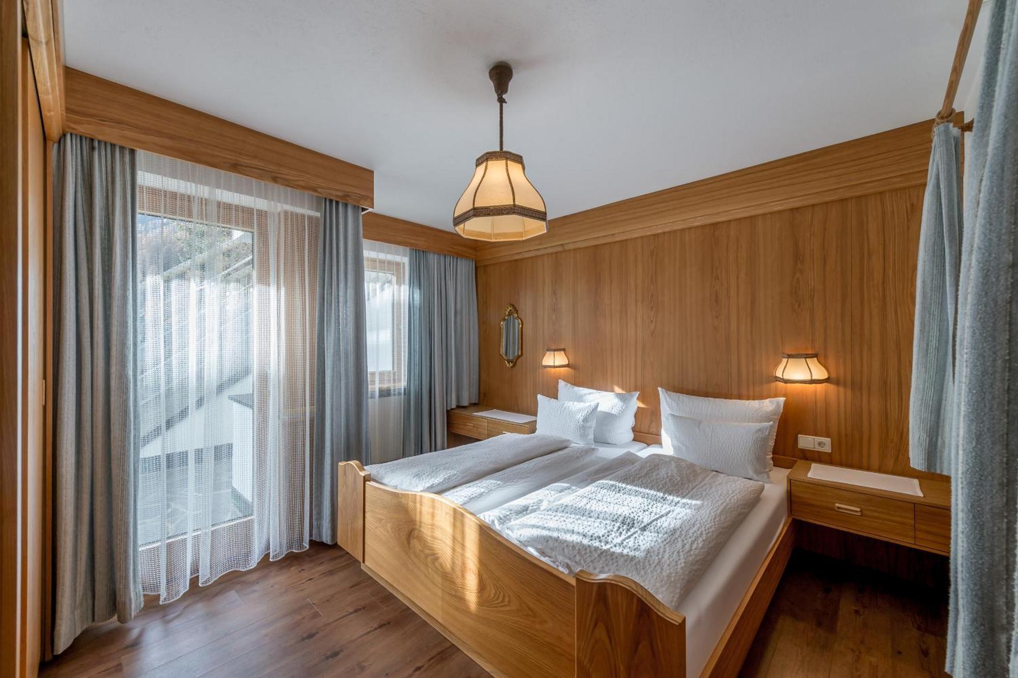 Apart Hotel Garni Wieser Sölden Exteriör bild