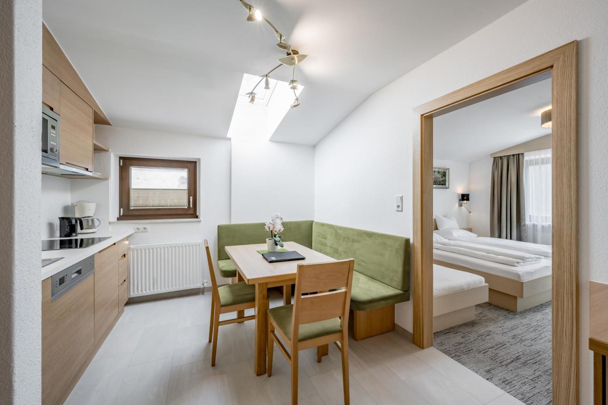 Apart Hotel Garni Wieser Sölden Exteriör bild