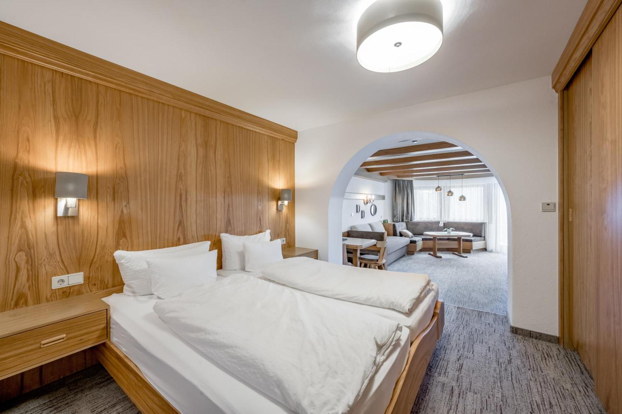 Apart Hotel Garni Wieser Sölden Exteriör bild